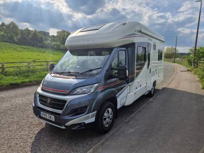 Auto Trail Tracker FB 2016 4 Birth Fixed Bed Motorhome For Sale