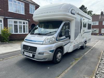 Autotrail Apache 634 - 4 berth - end lounge - motorhome for sale 