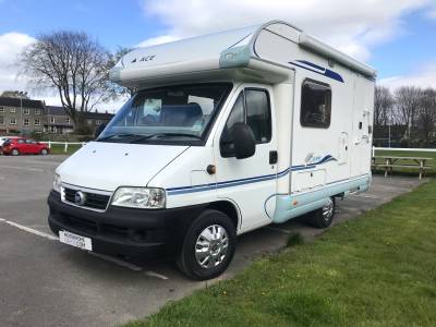 2005 Ace Capri 2 - 2 berth - watertanks - Bike Rack - solar - 5.6m long!