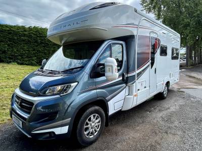 Auto-Trail Apache 634 Motorhome 2018 U-Shaped Rear Lounge 4 Berth 2 Seat Belts