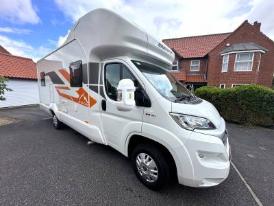 SWIFT EDGE 494 ISLAND BED 4 BERTH Motorhome for Sale