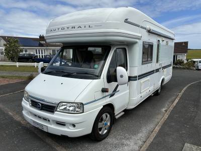 Auto-Trail Mohican SE 2006 3 berth End washroom Front lounge Motorhome for sale