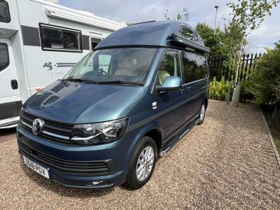 VW Leisuredrive Campervan. 4-berth : Solar/Gas/Elec : 2800kg 