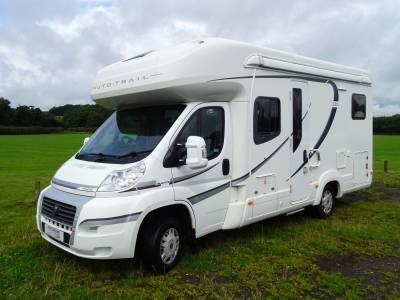 Autotrail Apache 632 -2013- 4 Berth - Rear Fixed Bed - Motorhome for Sale