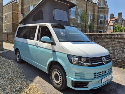 VW Transporter pop top camper 4 berth/5 belts 50k heating seat rail