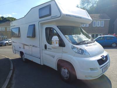 Compass Avantgarde 150, 2010, 2 Belts, 4 Berth, For Sale