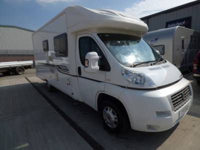 2011 Bessacarr E450 4 berth 2 seatbelt motorhome for sale