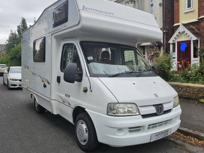 Elddis Autoquest 100,4berth,4belt,3500kg,reversing camera motorhome for sale