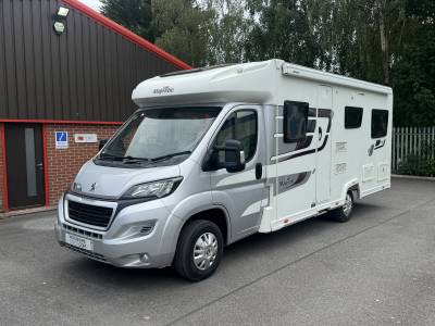 Elddis Majestic 4 berth 4 belt rear lounge 