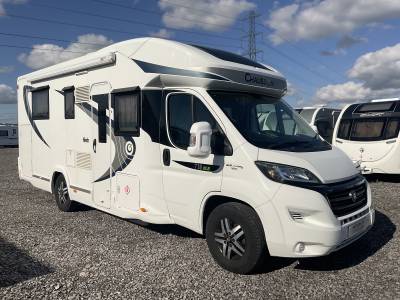 Chausson Flash 718XLB, 2017, Automatic, 5 Berth, Island Bed, Rear Garage