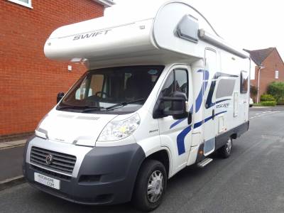 Swift Escape 644 4 berth 4 seatbelts end lounge 2014 16098 miles