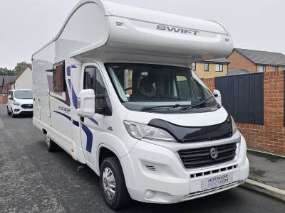 Swift Escape 696,3500kg6berth,5belt,reversing camera, motorhome for sale