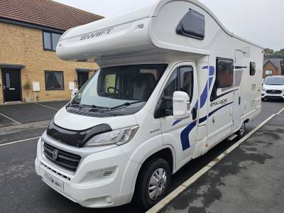 Swift Escape 696,3500kg6berth,5belt,reversing camera, motorhome for sale