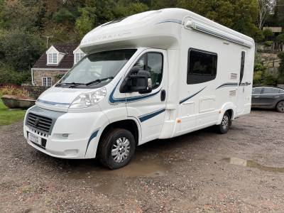 Auto-Trail Navajo - 2 Berth - Automatic Motorhome For Sale