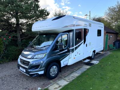 Autotrail Tracker LB 4 Berth 2 Travel Seat Island Bed Motorhome For Sale