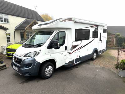 Roller Team Auto Roller 707 6 Berth 6 Travel Seats Bunk Beds For Sale