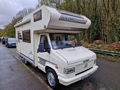 1994 HYMER CAMP CLASSIC MOTORHOME 4-BERTH - 4-BELT - RHD - GOOD CONDITION