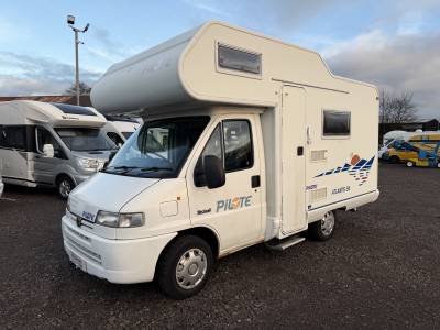 Pilote Atlantis 34 4 Berth End Washroom En-suite 2001 Motorhome For Sale