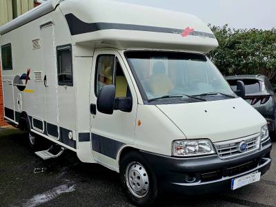 Carthago Chic T47 motorhome 2004 7.02m 3500kgs 95k AC fixed bed garage