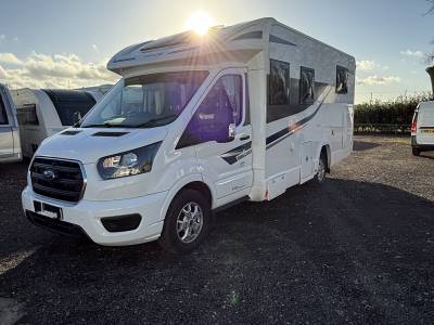 Rimor 95 Evo + auto 5 Berth hi spec