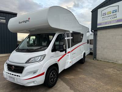 Sunlight A68 - 6 Berth family Motorhome For sale - bunk beds