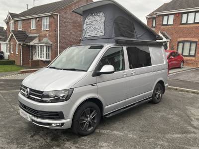 Volkswagen T6 4 berth, 5 belt quality pop top camper van for sale 147BHP