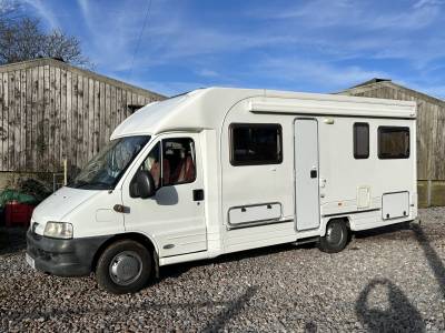 Autocruise Starblazer 2002 Rear Fixed Bed Motorhome For Sale 