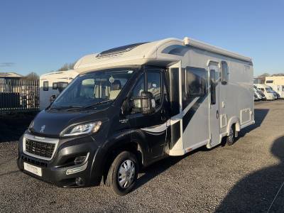 Bailey Autograph 730, 2017, 4 Berth, 2 Belts, Rear Island Bed