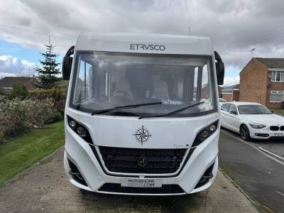 Etrusco I7400 – Fully Loaded, Nearly New & Drivable on a Standard UK Licence