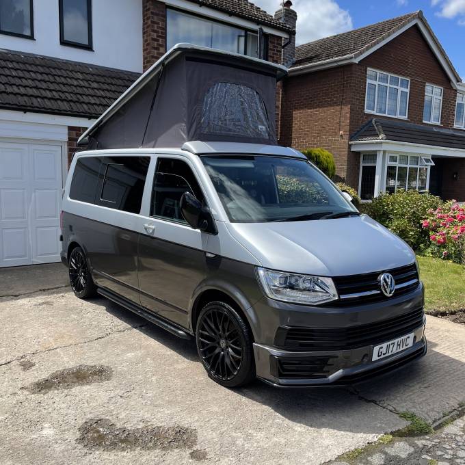 Volkswagen T28 Hayselden Select Conversion 4 Berth 5 Seatbelts Rock n ...