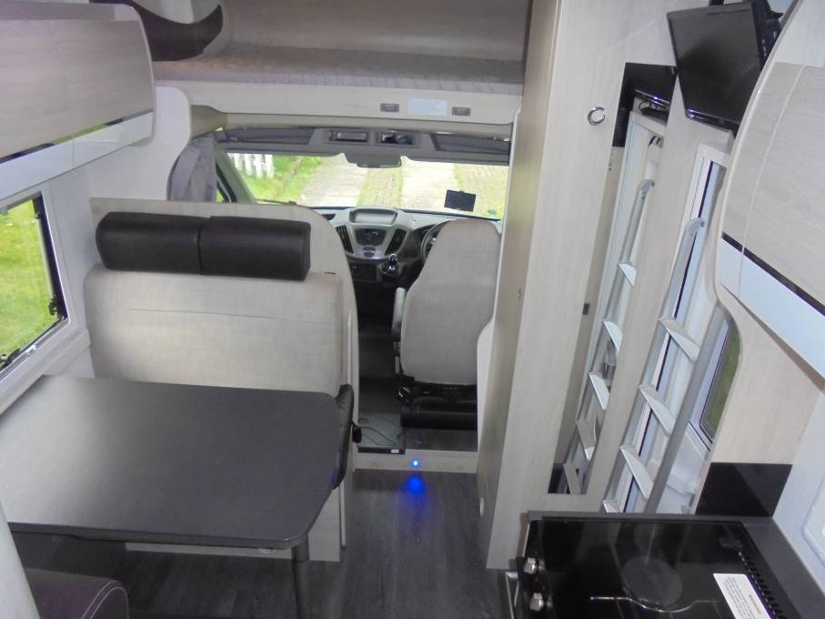 Chausson Flash C646 6 Berth 6 Seatbelts Rear Bunk Beds 2019 Motorhome 