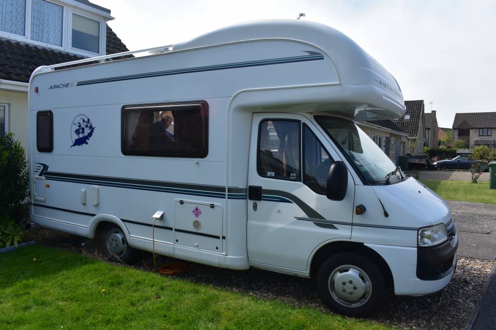 Autotrail Apache 600SE- 4 Berth - Rear Lounge - Motorhome For Sale