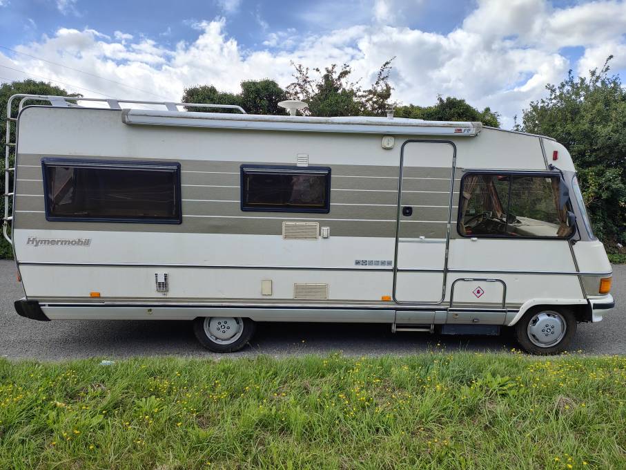 Hymer B564