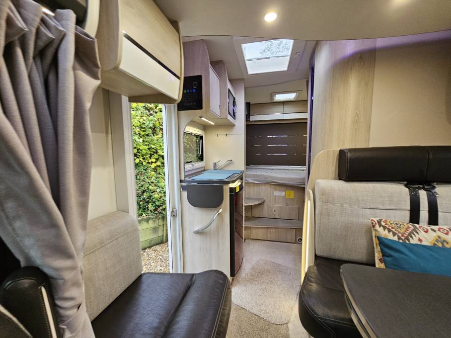 Chausson Flash 514 Compact Motorhome 3 4 Berths 4 Belts 11k 5.99m