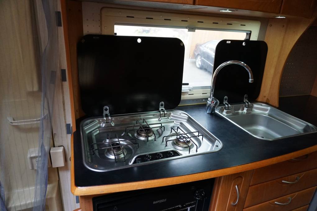 Euromobile Hb 690 6 Berth Rear Garage Motorhome