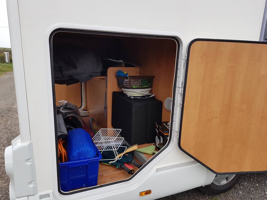 Rollerteam Autoroller 100 4 berth fixed rear bed large garage motorhome ...