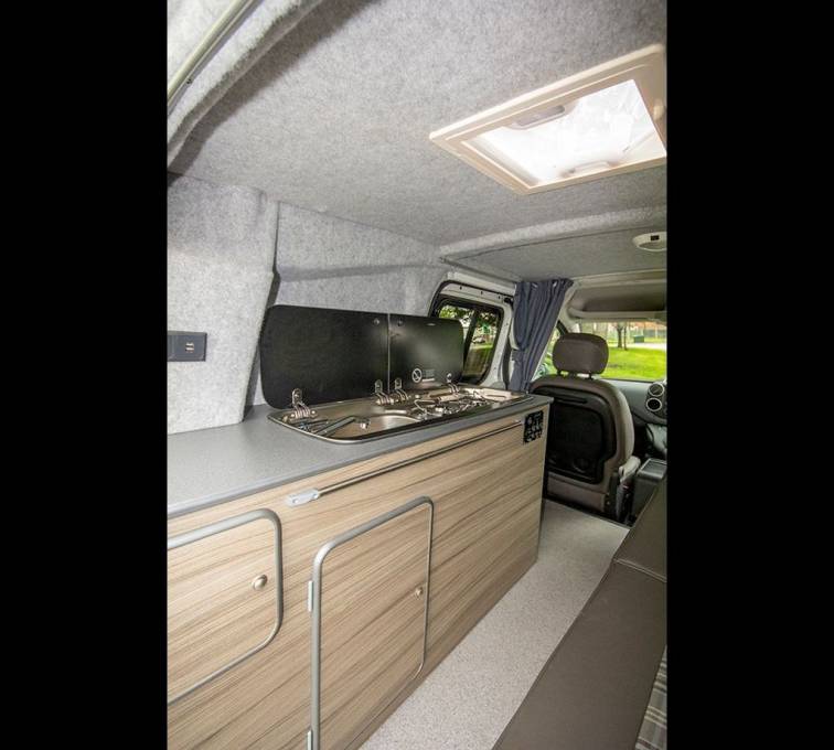 Peugeot Partner Camper