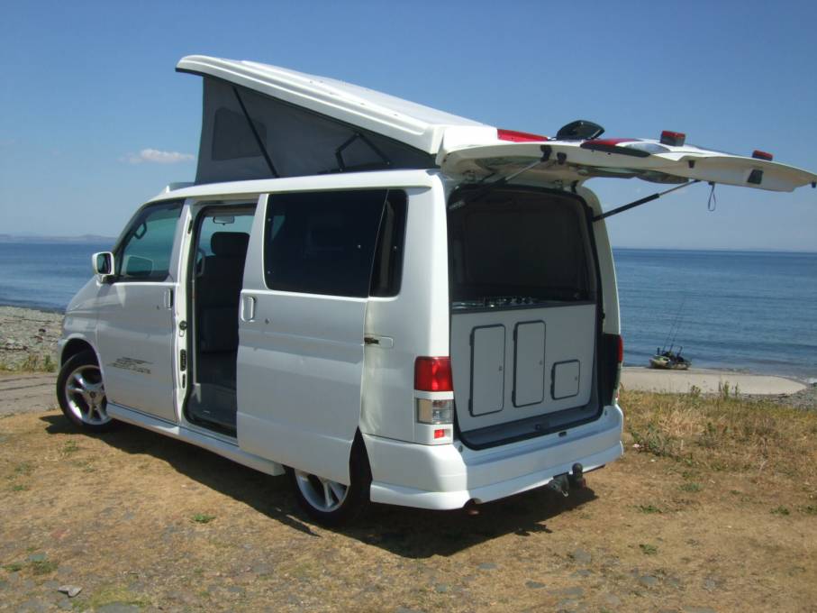 Mazda bongo 2001