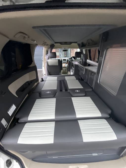 Toyota Alphard Camper, 2007, 4 Berth, 4 Belted seats, Automatic