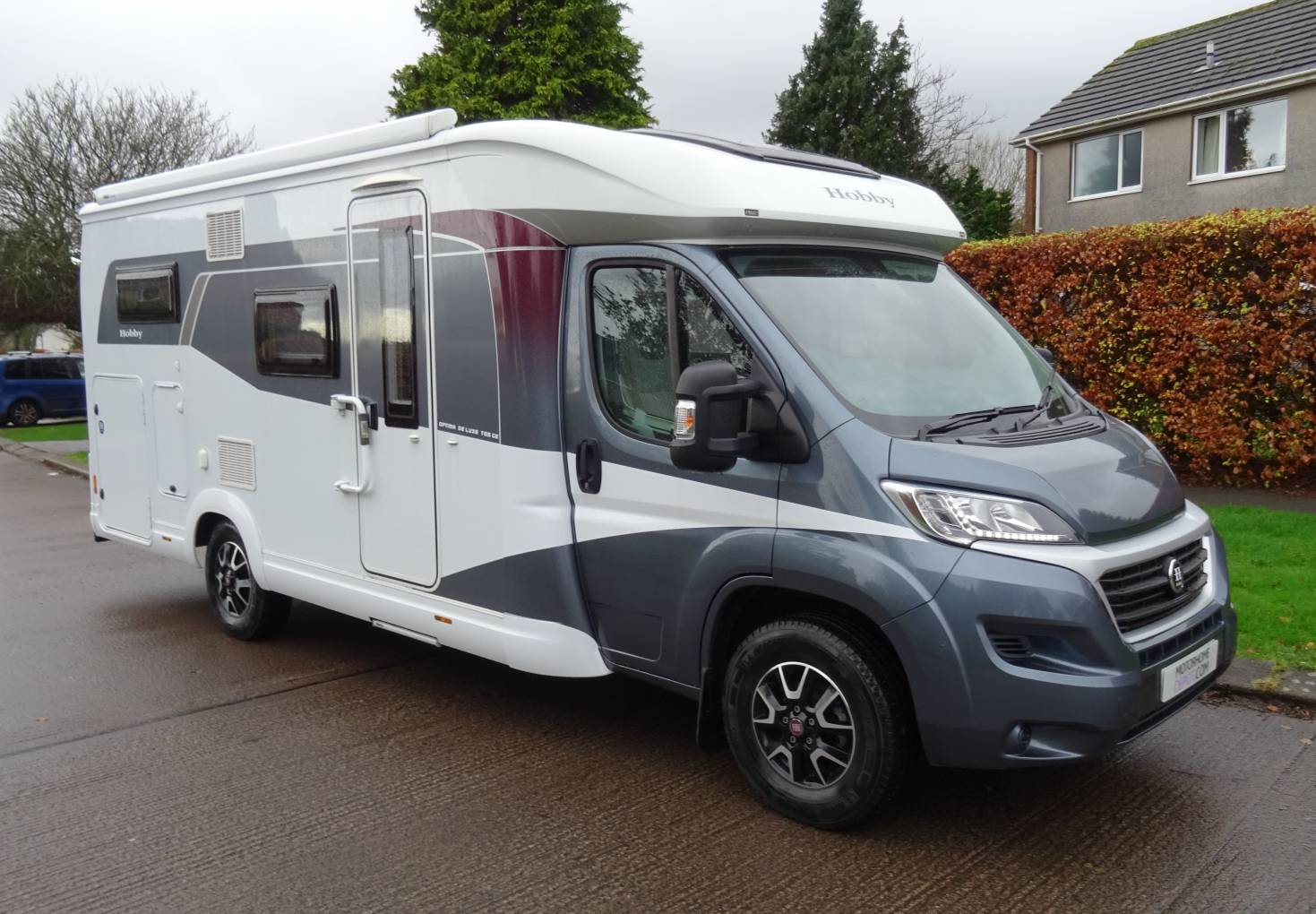Hobby Optima De-luxe T65 GE- 2016 - 3/4 Berth - Fixed rear bed - Motorhome  for sale